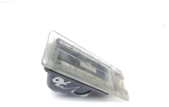 Volvo V70 Number plate light 9187153