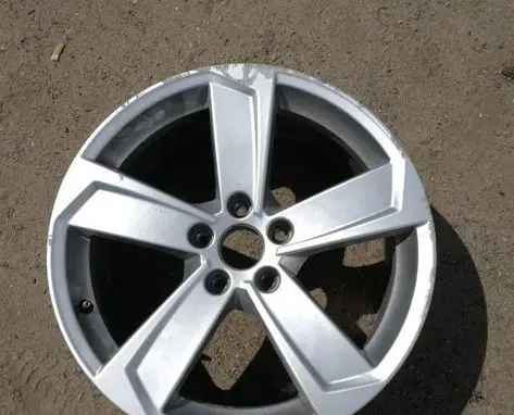 Audi A3 S3 8V R18 alloy rim 8V0601025DL
