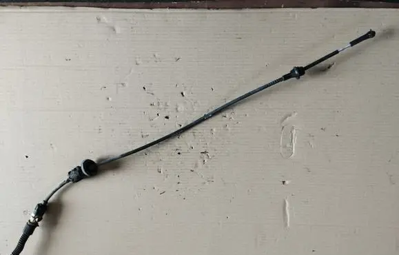 Chrysler Voyager Gear shift cable linkage