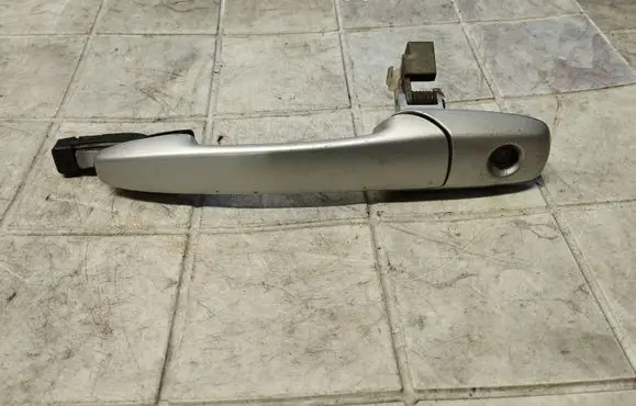Mazda 3 I Front door exterior handle