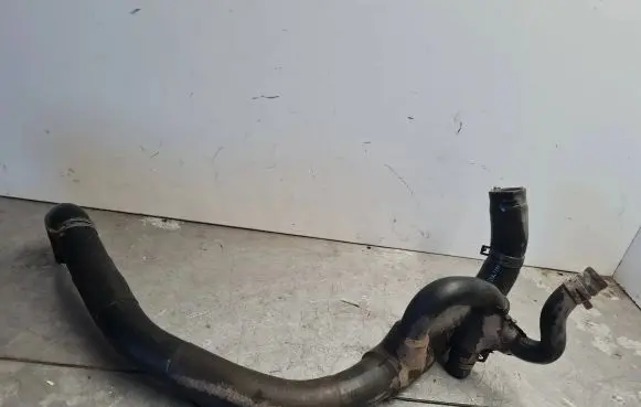 Volkswagen Transporter - Caravelle T4 Engine coolant pipe/hose 044121101L