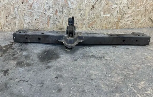Toyota Auris E180 Rear beam