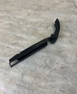 Volkswagen PASSAT B6 Front bumper mounting bracket 3C0807178