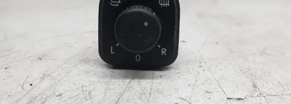 Volkswagen Eos Wing mirror switch 1K0959565J 101901S