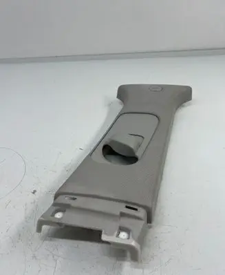 KIA Sorento (B) pillar trim (top) 85843C5000