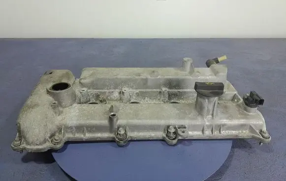 Mazda 6 Rocker cam cover