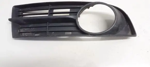 Volkswagen Touran I Front bumper lower grill 1t0853666