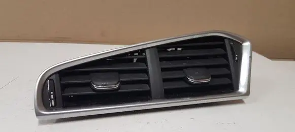 Citroen DS4 Dashboard air vent grill cover trim 9676610077