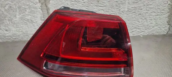 Volkswagen Golf VII Rear/tail lights 5G0945095P