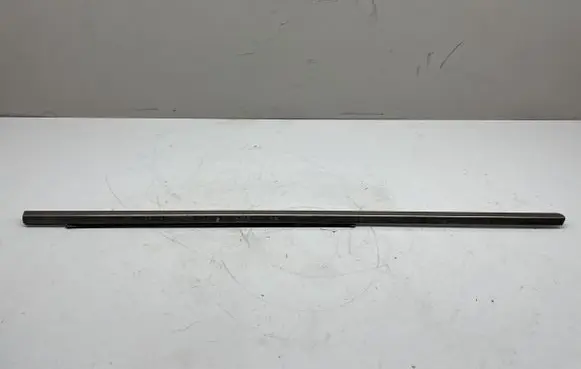 Mercedes-Benz E W210 Rear door window/glass frame 
