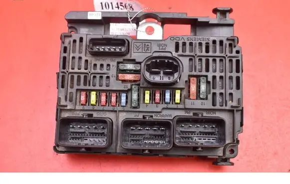 Peugeot 407 Fuse box set 9656086080