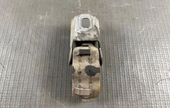 Renault Captur Muffler mount bracket/holder 206511084R 206515699R