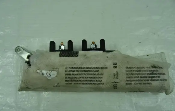 Volkswagen Polo Seat airbag