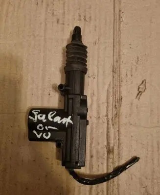 Mitsubishi Galant Central locking switch button 