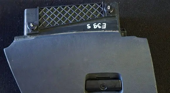 BMW 5 E39 Glove box set 