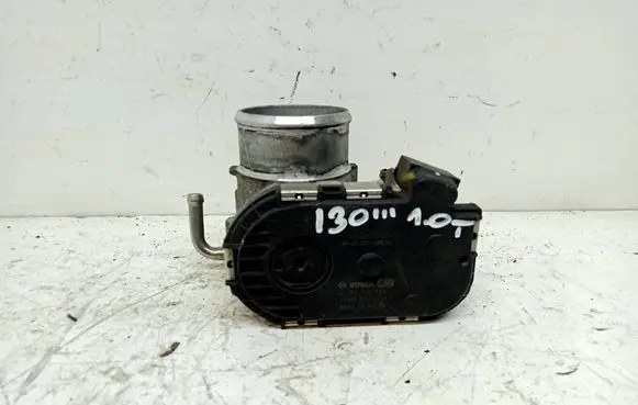 Hyundai i30 Throttle body valve 35100-04610