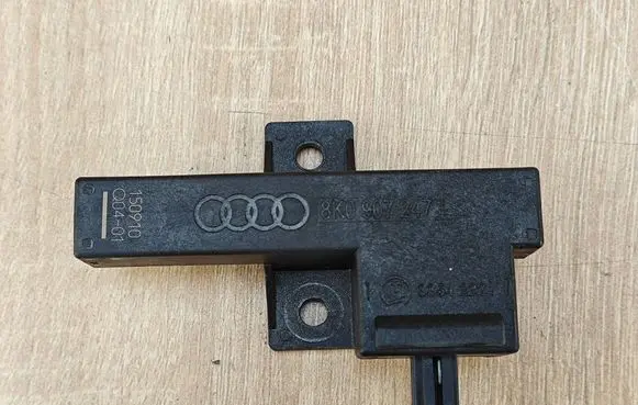 Audi Q5 SQ5 8R Keyless (KESSY) go control unit/module 8K0907247