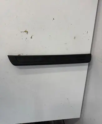 Dodge Durango Front sill trim cover 100975020BLR 1GG70DX9AB