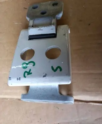 Volkswagen Crafter Rear door lower hinge 7C0827152