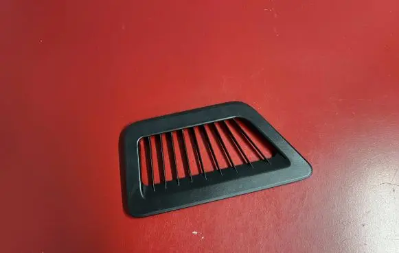 BMW iX Cabin air duct channel 9496572