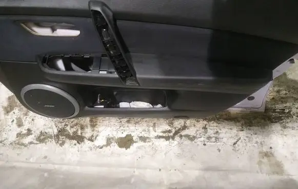 Mazda 6 Front door card panel trim 