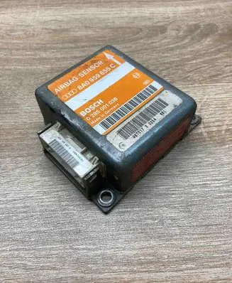 Audi A4 S4 B5 8D Airbag control unit/module 8A0959655C 0285001038 USED