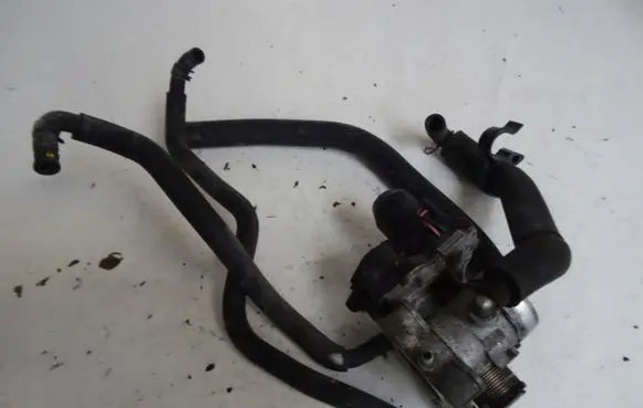 Toyota Prius (XW20) Throttle valve 8945230150