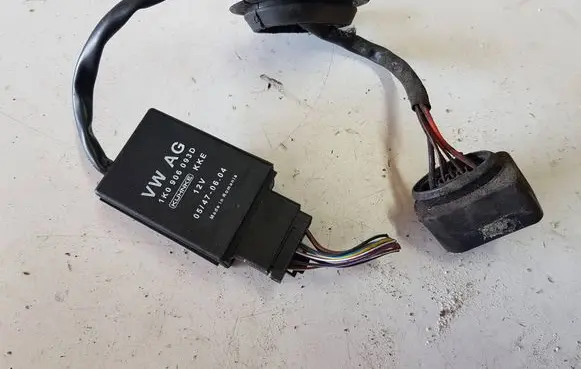 Skoda Octavia Mk2 (1Z) Fuel injection pump control unit/module 1K0906093DIAUTOPI 1K0906093D