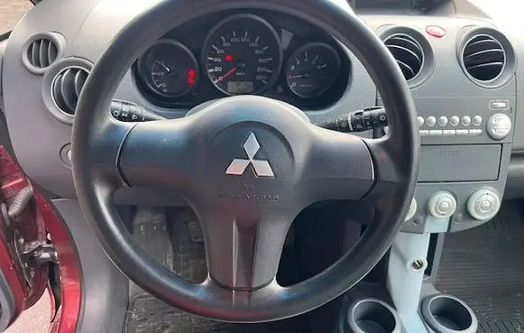 Mitsubishi Colt Steering wheel 