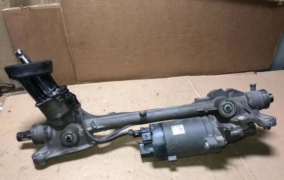 Volkswagen Tiguan Steering rack 5QS423053E