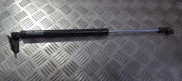 Mazda 626 Tailgate/trunk strut/damper