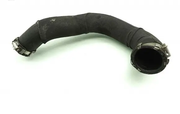 Air intake hose/pipe
