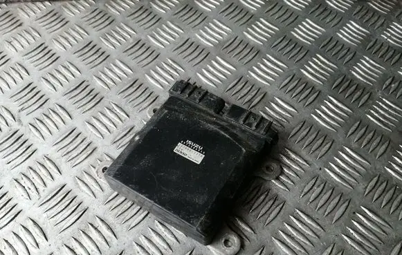 Opel Vectra C Fuel injection control unit/module 8972586910 1310001270