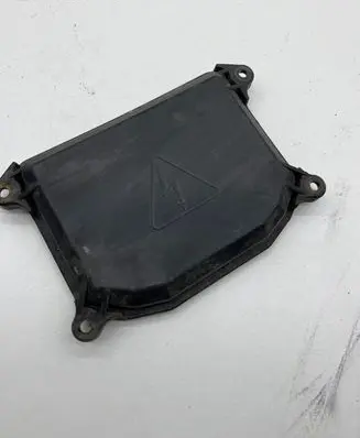 Subaru Legacy Headlight/headlamp dust cover 10R020675 020675