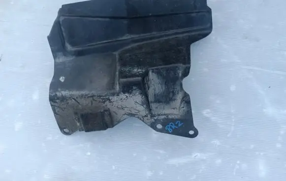 Toyota GT 86 Engine splash shield/under tray 56440CA040
