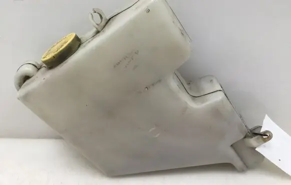 Nissan Terrano Coolant expansion tank/reservoir 217107F410