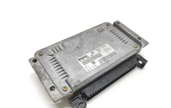 Peugeot 206 Engine control unit/module 0261206162 9635217680