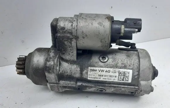 Volkswagen Golf VII Starter motor ESW20ER20 0AM911023M