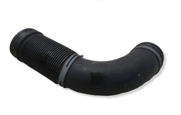 Audi TT TTS Mk2 Air intake hose/pipe 06J129684