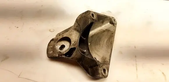BMW 5 E60 E61 Engine mounting bracket 2211676915301