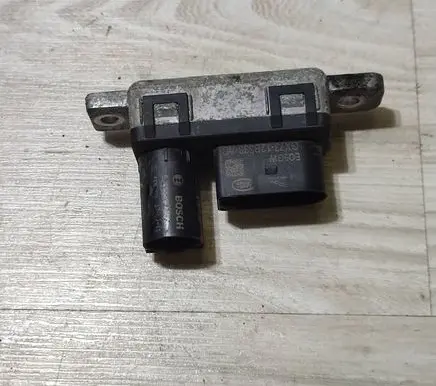 Jaguar F-Pace Glow plug pre-heat relay GX7312B533AD
