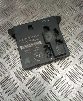 Mercedes-Benz E W211 Door control unit/module 2118201526