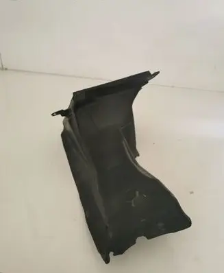 BMW 5 F10 F11 Intercooler air channel guide 4F0145333