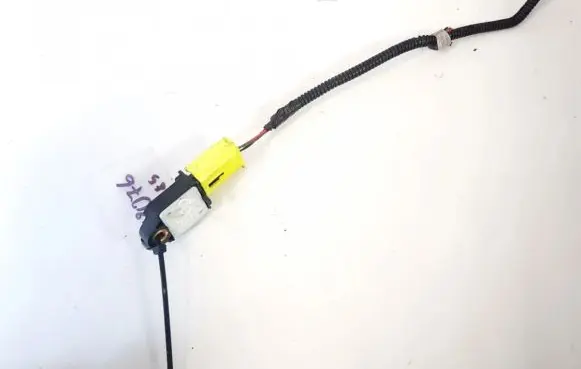 Toyota Auris 150 Airbag deployment crash/impact sensor 8983102060 89831-02060