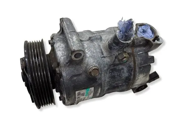 Volkswagen Touran I Air conditioning (A/C) compressor (pump) 1K0820859Q
