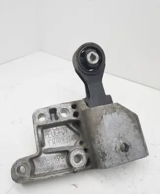 Citroen C5 Engine mounting bracket 9672677680 86945E01