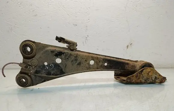 Toyota RAV 4 (XA40) Rear upper control arm/wishbone 