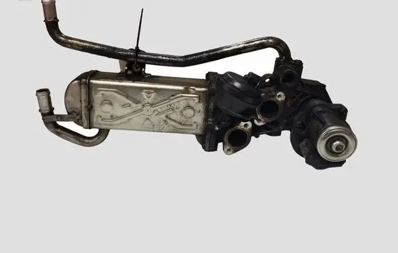 Volkswagen Polo V 6R EGR valve cooler 03P131512D 0280751016