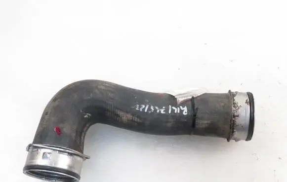 Volkswagen Touran I Intercooler hose/pipe 