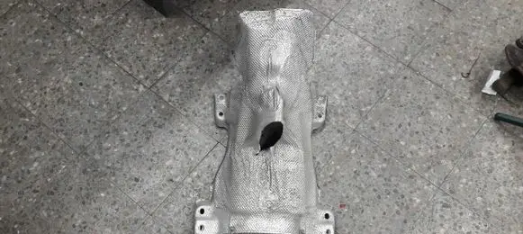 Renault Twingo II Exhaust heat shield 